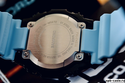 Часы Casio G-Shock GW-M5610BWD20-1ER