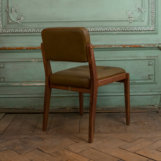 AXEL SIDE CHAIR