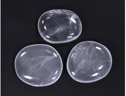 Кварц лунный "Джиразоль", полировка в ассортименте, Мадагаскар (40-47 мм, 28-38 г) №16139