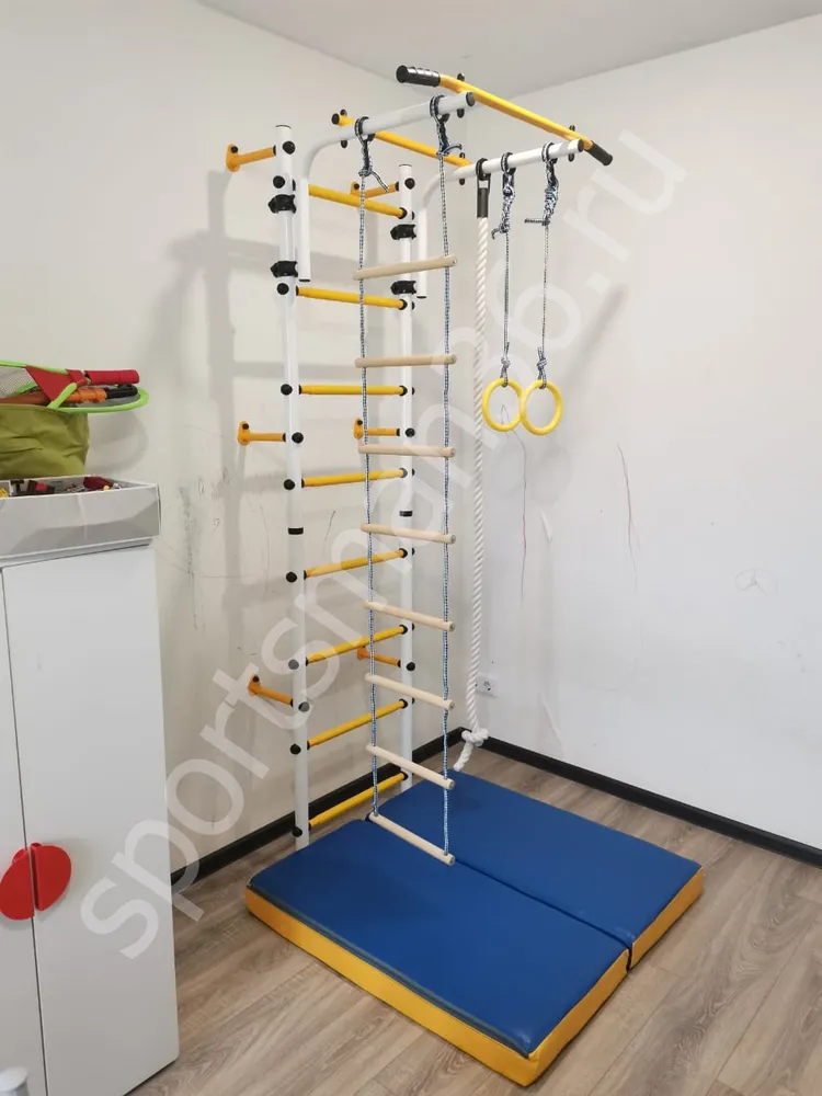 ДСК с креплением к стене с регулируемым по высоте турником, цвет белый-желтый, мат гимнастический сине-жёлто-зелёный 1,0х1,0х0,1 м складной