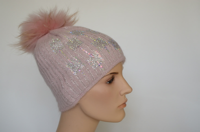 Розовая шапка с помпоном для женщин зима 2023 - 2024 Италия Вицио