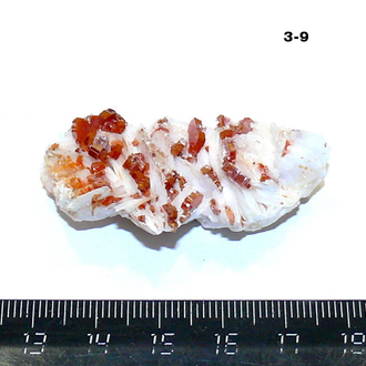 Ванадинит натуральный (щетка) №3-9: 47*28*18мм
