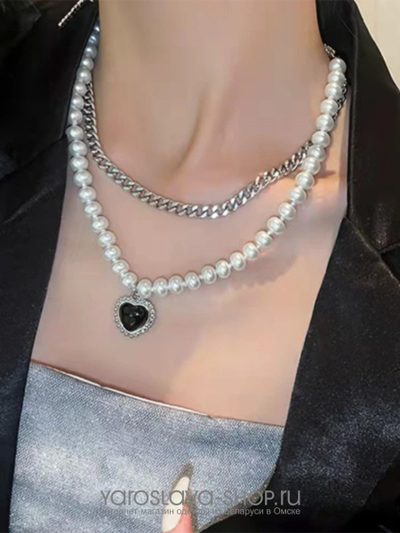 Ожерелье жемчужное с цепью под серебро с подвеской черное сердце