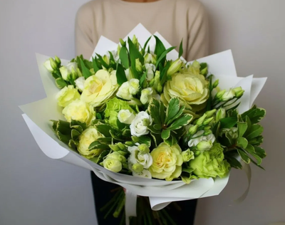 БУКЕТ ЦВЕТОВ НА ВКУС ФЛОРИСТА 11000р.