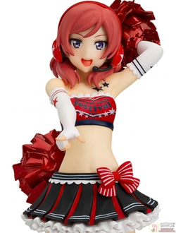 Фигурка Маки Нишикино (figFIX Nishikino Maki Cheerleader ver.)