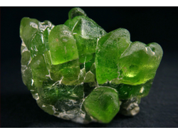 Toho 15/0 - 5г - 940 прозрачный оливин