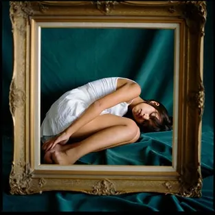 Помощь при выгорании — девушка свернулась