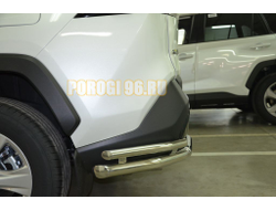 Защита заднего бампера уголки двойные d60/42 для Toyota RAV4 (2019-...)