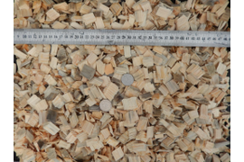 Топливная щепа хвойных пород, вылет ножей 10 мм, без сита.