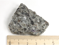 Йооперлит, необработанный, "дикий" образец, светится в УФ, США, Мичиган (42*34*18 мм, 27 г) №29362