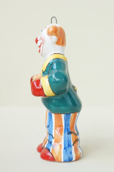 Клоун с гармошкой - цирк