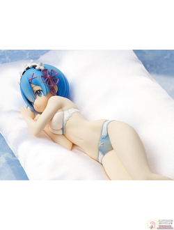 Фигурка 1/7 Рем (Rem Sleep Sharing, Blue Lingerie Ver.)
