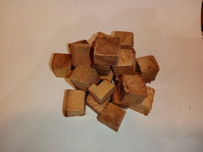 Кубики дубовые слабый обжиг 50 гр.