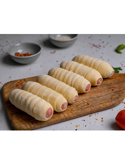 СОСИСКА В СЛОЕНОМ ТЕСТЕ