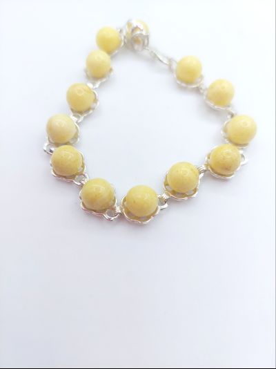 Браслет из посеребренного покрытия с янтарем