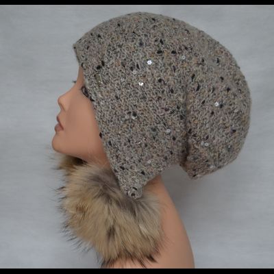 Меланжевая шапка ушанка с помпонами и пайетками италия фото