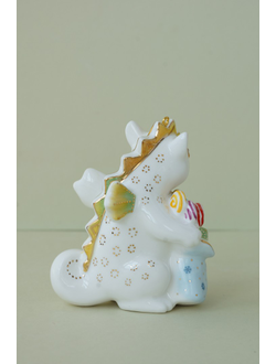 Дракон с мешком подарков