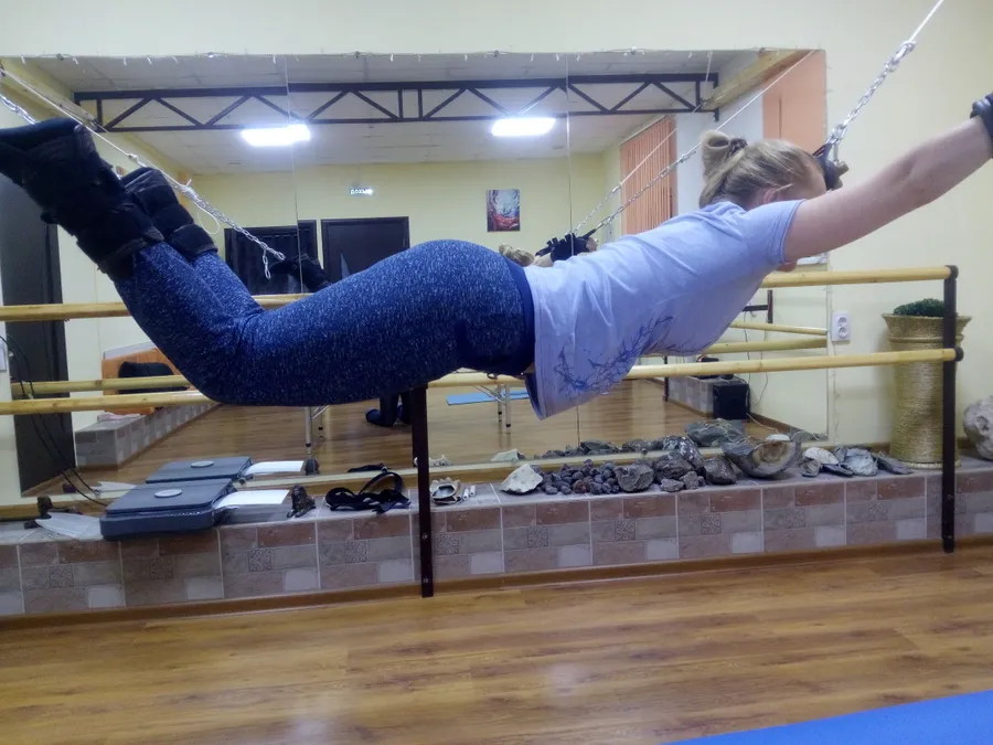 Упражнения на тренажере