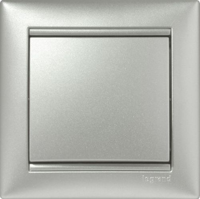 Выключатель Legrand Valena, рамка - алюминий (пластик)
