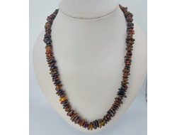 Бусы из темного янтаря