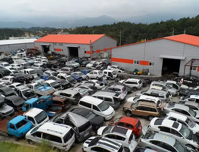 корейские машины во владивостоке. авто из южной кореи. япония авто. автомобильный рынок южной кореи. авторынок индии.