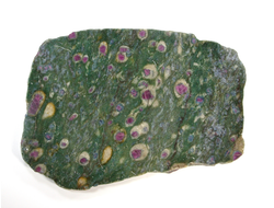 Корунд красный в фуксите, срез полированный, Индия (180*127*9 мм, 516 г) №25071