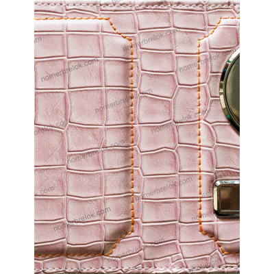 «КРОКОДИЛ» КОЖАНАЯ ОБЛОЖКА ДЛЯ АВТОДОКУМЕНТОВ В КОМПЛЕКТЕ С ЛИНЗАМИ. ЦВЕТ: РОЗОВЫЙ