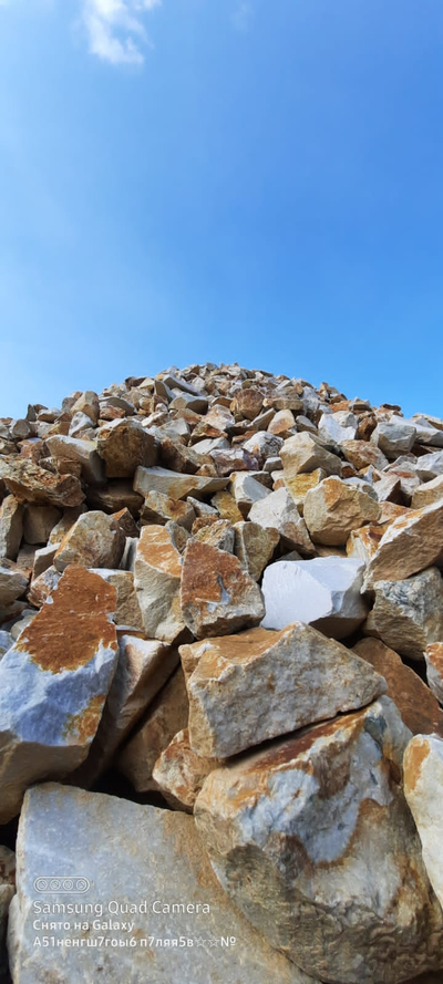 Кварцит желто-белый