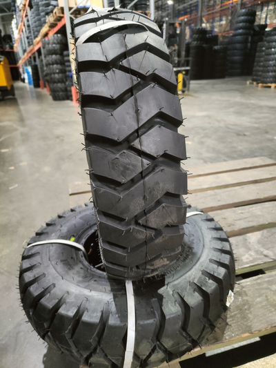 Шина 6.90/ 6.00-9 10PR BKT PL 801 на вилочный погрузчик