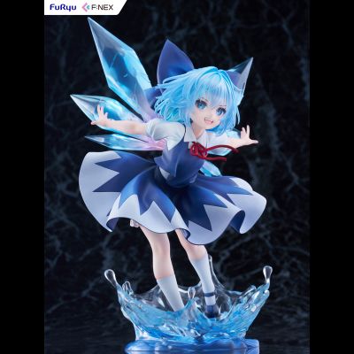 Фигурка 1/7 Чирно (Cirno by Uuzan)