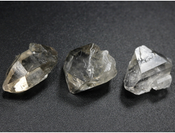 Кварц "Хёркимерский алмаз", сросток кристаллов в ассортименте, США (14-18 мм, 1,6-1,8 г) №28127