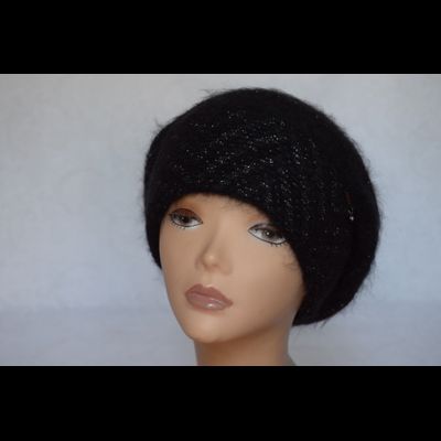 Черный теплый зимний берет для женщин Vizio Италия 5854