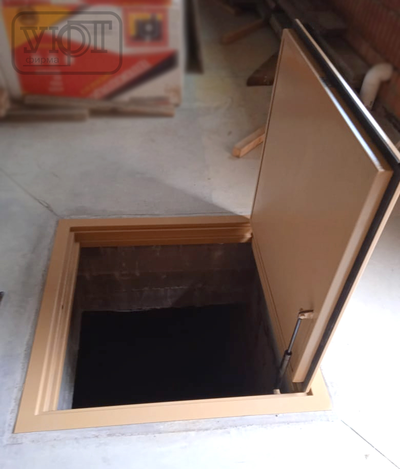 Т-14. Люк технический