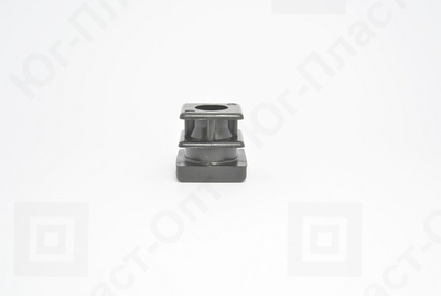 Заглушка 20х20 с гайкой М8