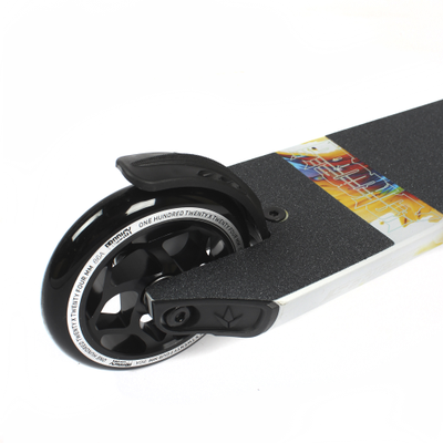 Трюковой самокат Blunt Prodigy S8 Swirl колесо