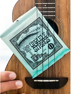 ukulele-guitarlele-strings