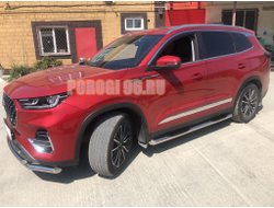Пороги труба с проступью d76 для Chery Tiggo 8 Pro 2021-