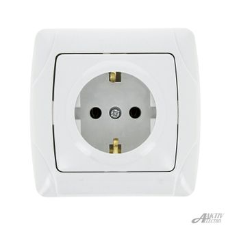 Розетка одинарная с заземлением 7028