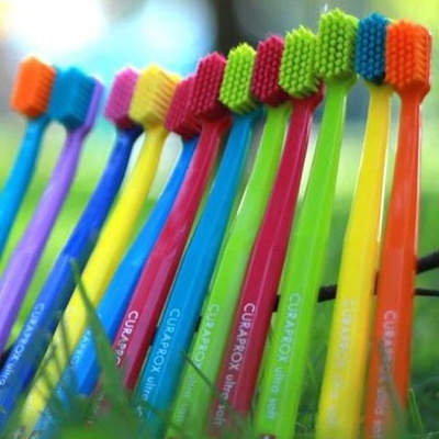 Зубная щетка CS 3960 Super Soft, диаметр щетинок 0,12 мм, Curaprox.