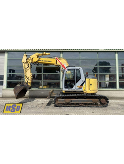 Стекло дверное верхнее на New Holland E135B SR
