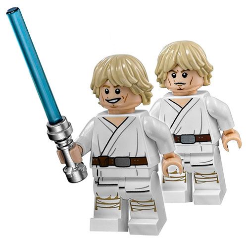 У Минифигурки ЛЮКА СКАЙУОКЕРА из Набора LEGO # 75059 два выражения Лица ― Весёлое и Сосредаточенное.