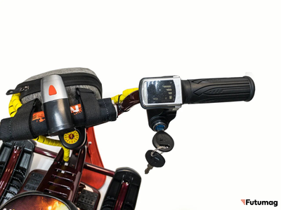 Электрический снегокат Robot