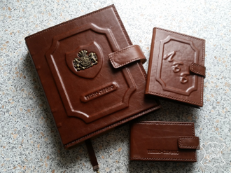 ежедневник дорого, ежедневник на заказ, подарок руководителю, блокнот из кожи, кожаный ежедневник