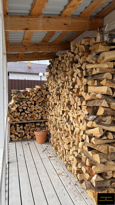 колотые дрова твердых пород навал