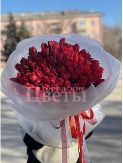 Букет из 101 красного тюльпана