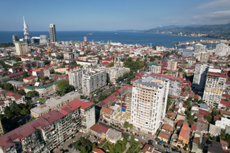 Новый жилой комплекс премиум-класса, расположен в районе Старого города в центре Батуми