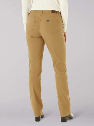 Джинсы Lee® Women's Legendary Regular Straight Jean