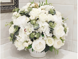 Цветочная композиция из искусственных цветов Муза № МС011 Размер 35х35 см. Купить на АОАБУКЕТ