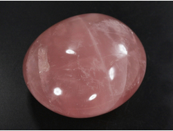 Кварц розовый, полировка, Мадагаскар (70*62*38 мм, 267 г) №35615