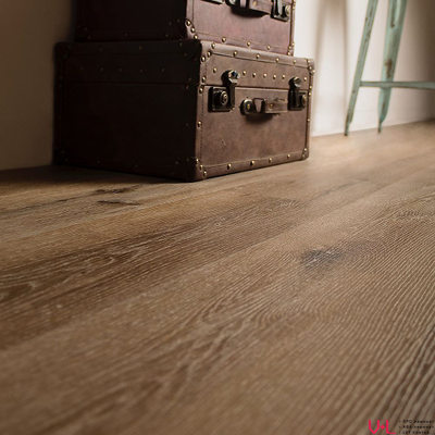 SPC ламинат Respect Дуб Дачный 4216 43 класс толщина 5 мм с фаской и подложкой замковый 2.2448 м2